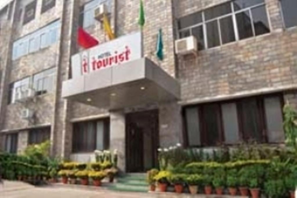 Hotel The Tourist - 1 Min From New Delhi Railway Station Luaran gambar
