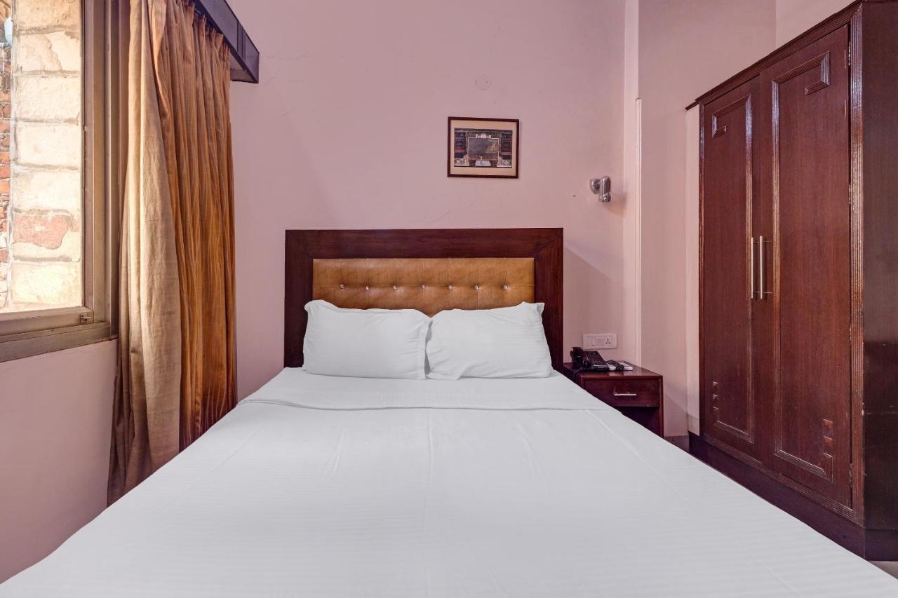 Hotel The Tourist - 1 Min From New Delhi Railway Station Luaran gambar