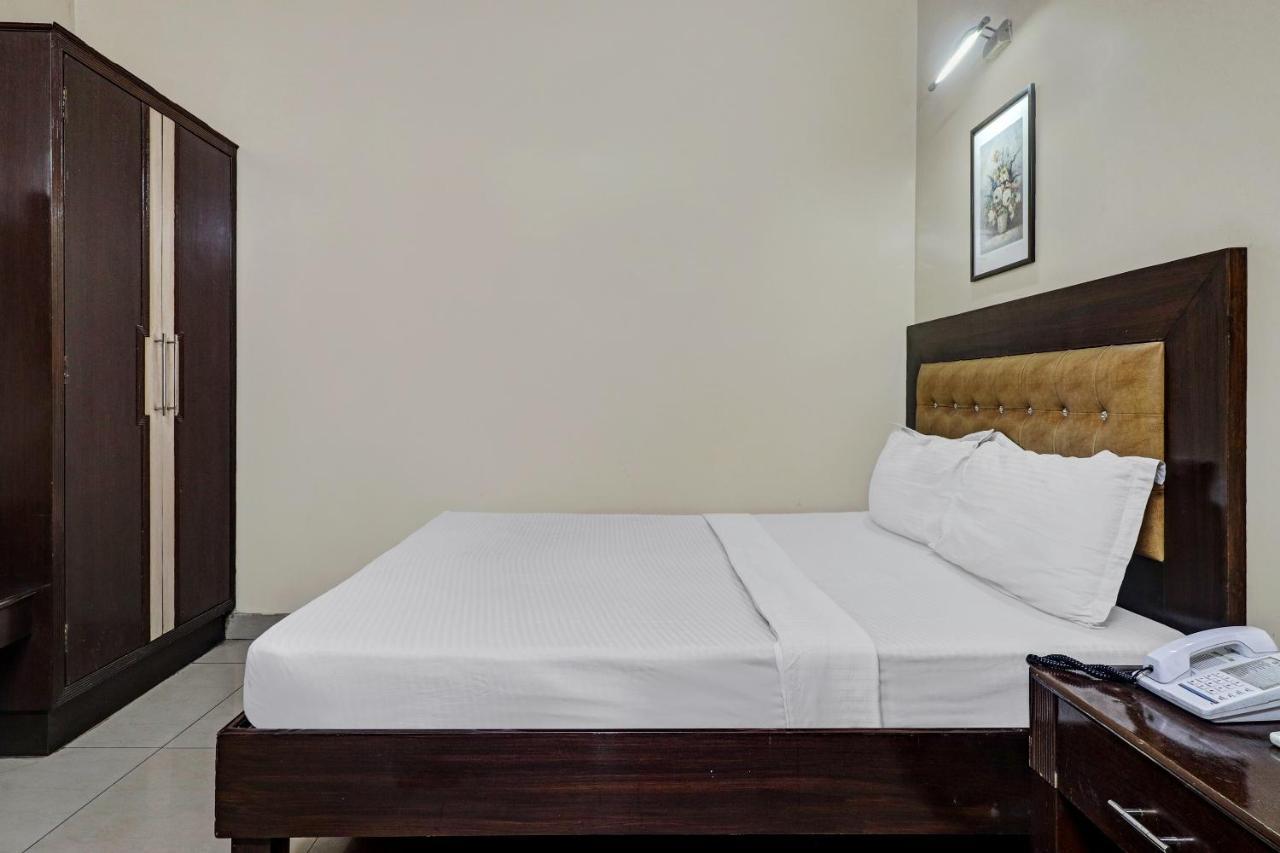Hotel The Tourist - 1 Min From New Delhi Railway Station Luaran gambar
