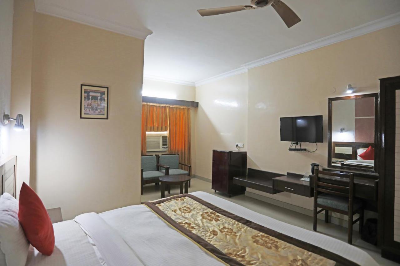 Hotel The Tourist - 1 Min From New Delhi Railway Station Luaran gambar