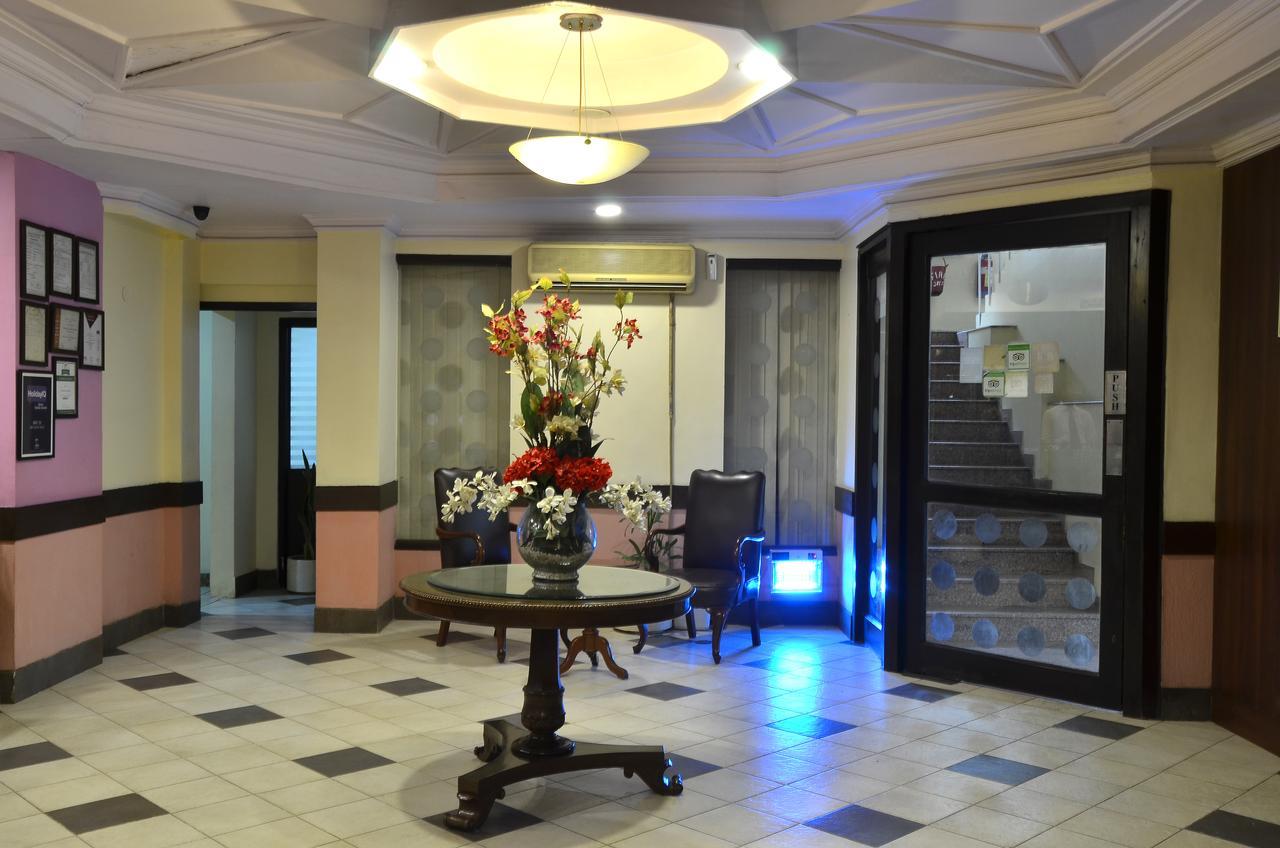 Hotel The Tourist - 1 Min From New Delhi Railway Station Luaran gambar